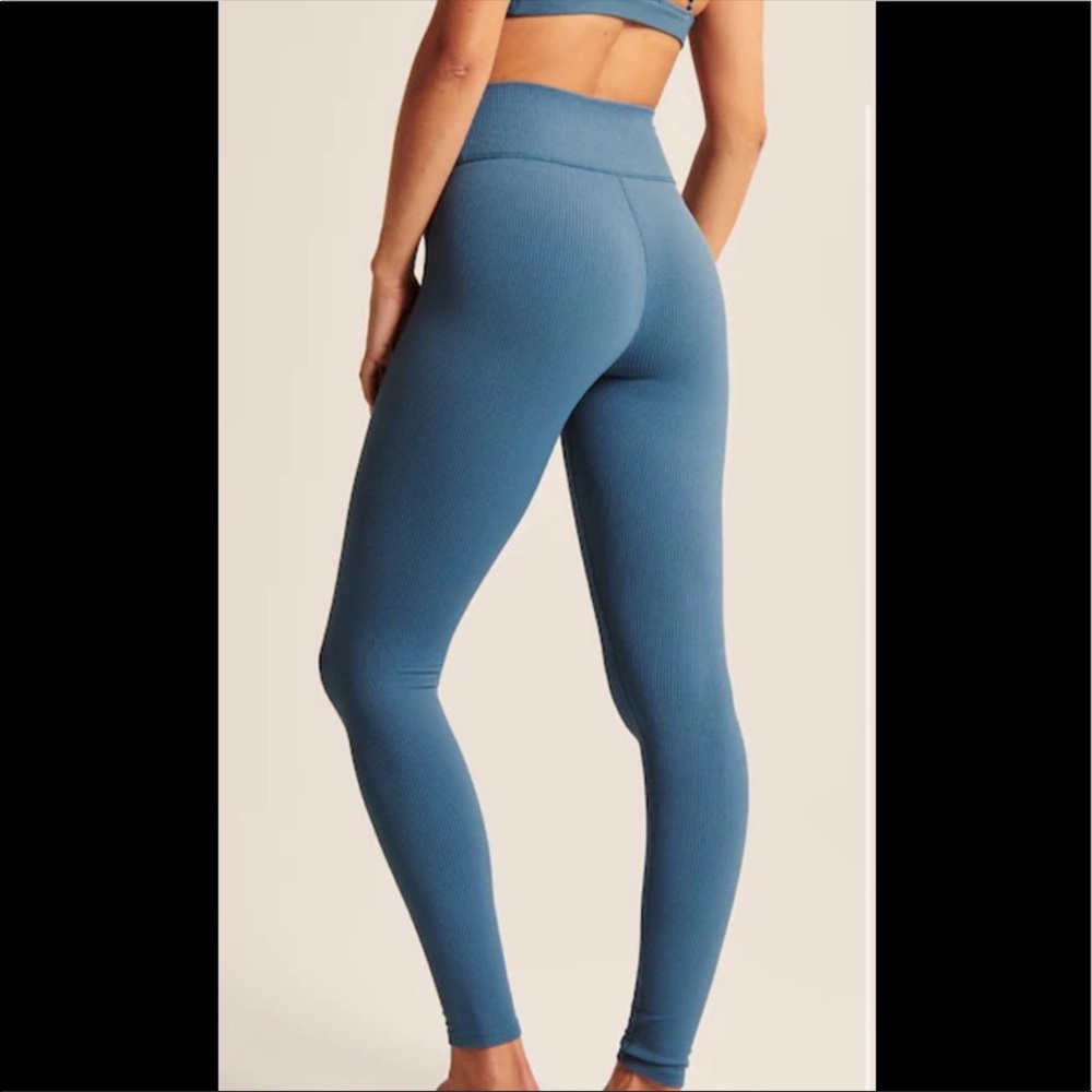 Abercrombie and Fitch leggings